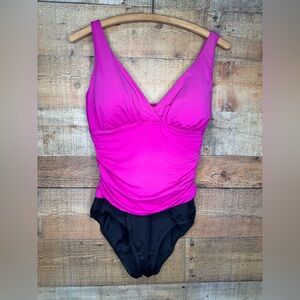 Lands' End one piece Swimsuit Bathingsuit Women's 8 Fuchsia Black Ruching Pool